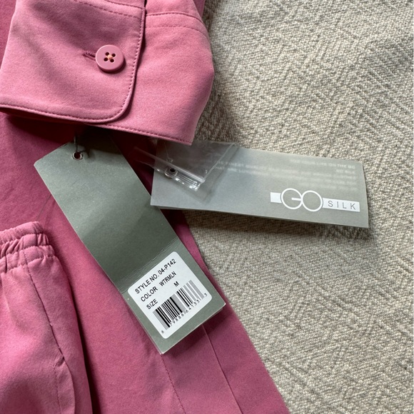 NEW GO Silk Charmeuse Watermelon Pink Button‎ Front Shirt & Pants Set M - Picture 7 of 13